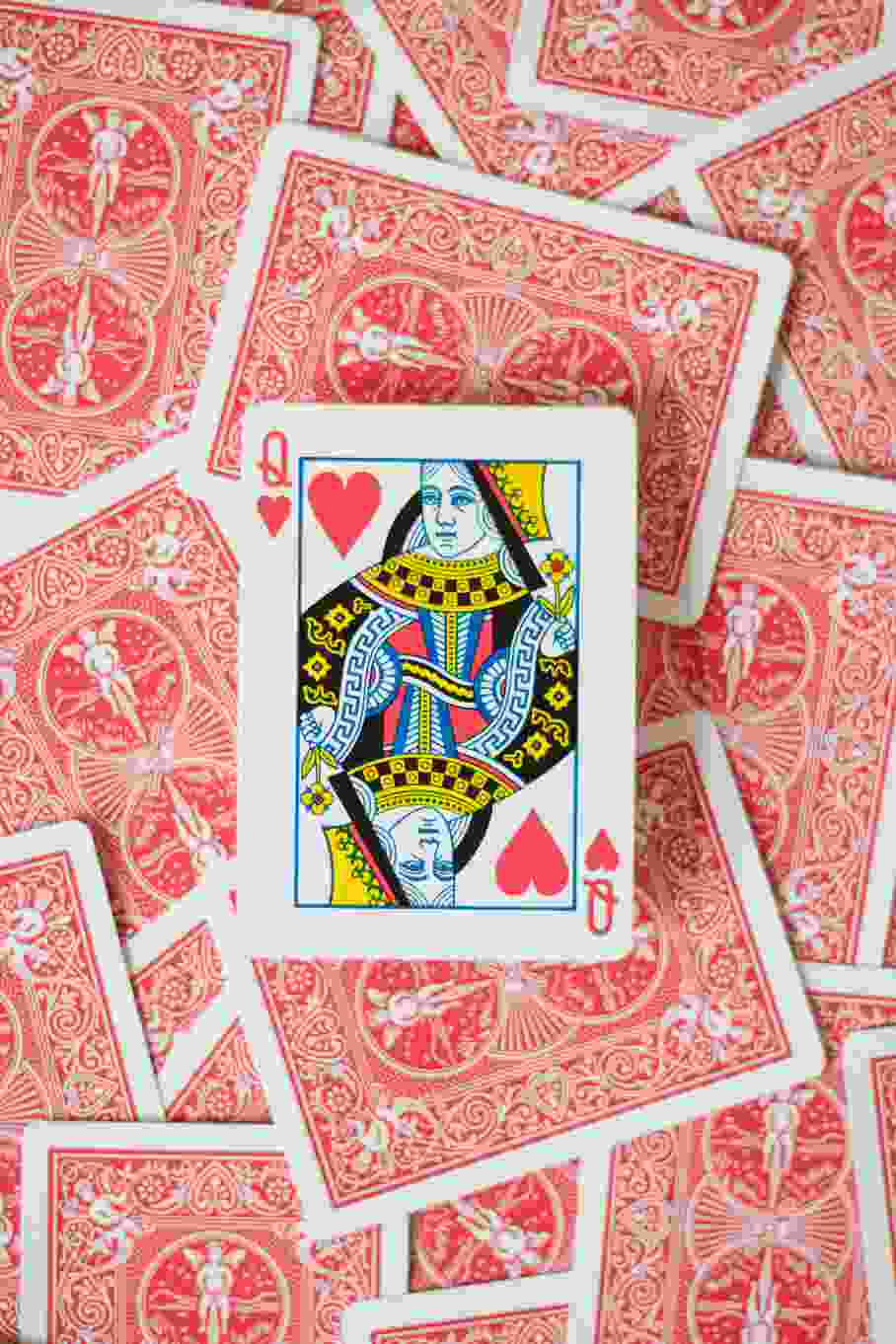 Cashback Bonuses vs. Free Spins: Which Casino Reward Is Right for You?